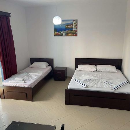Vila Ronaldo Apartment Ksamil Luaran gambar
