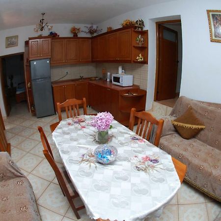 Vila Ronaldo Apartment Ksamil Luaran gambar