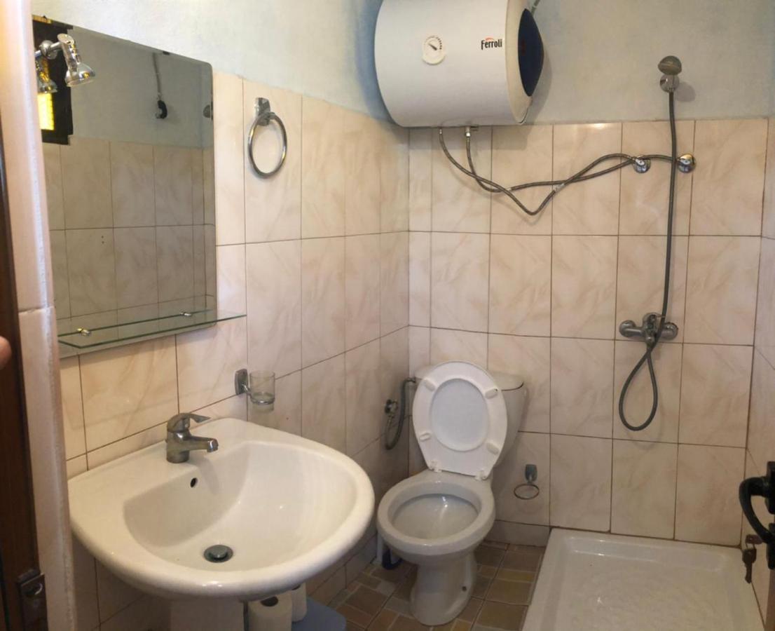 Vila Ronaldo Apartment Ksamil Luaran gambar