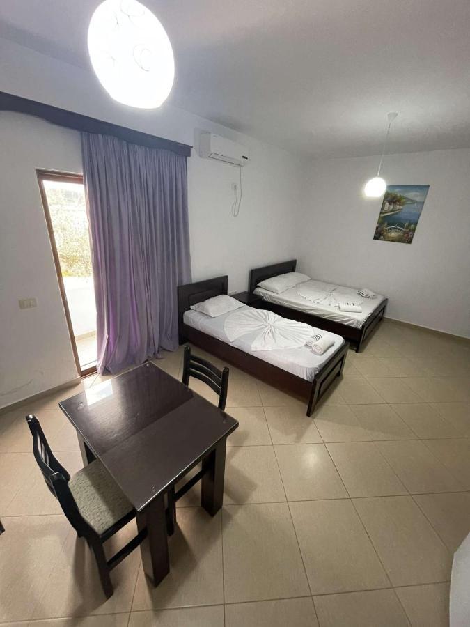 Vila Ronaldo Apartment Ksamil Luaran gambar