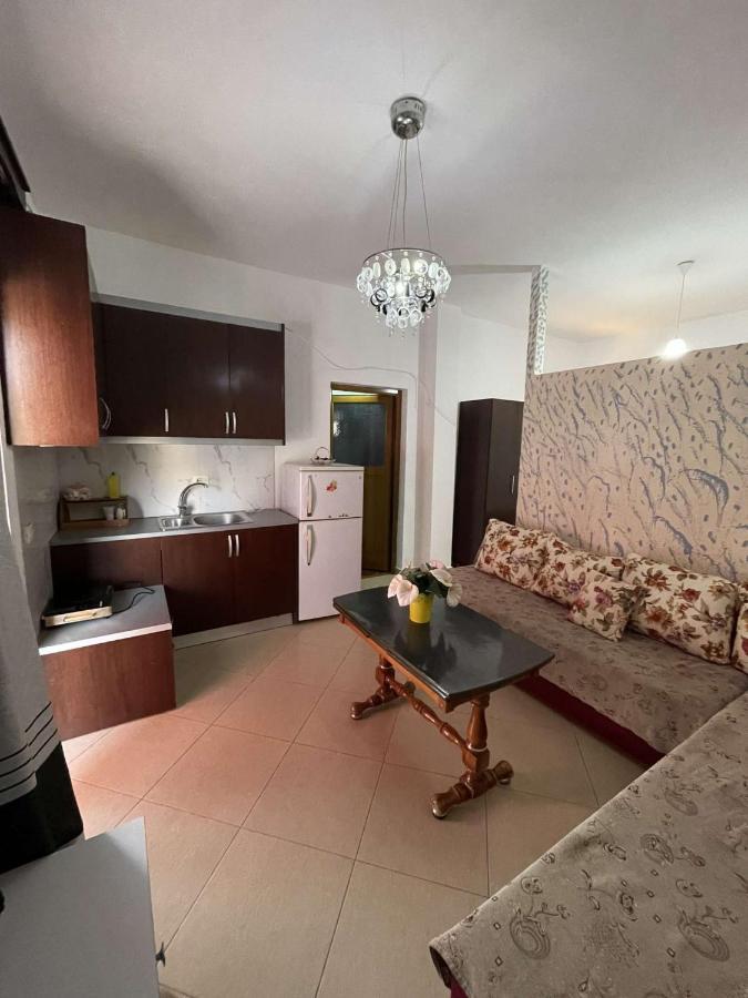 Vila Ronaldo Apartment Ksamil Luaran gambar