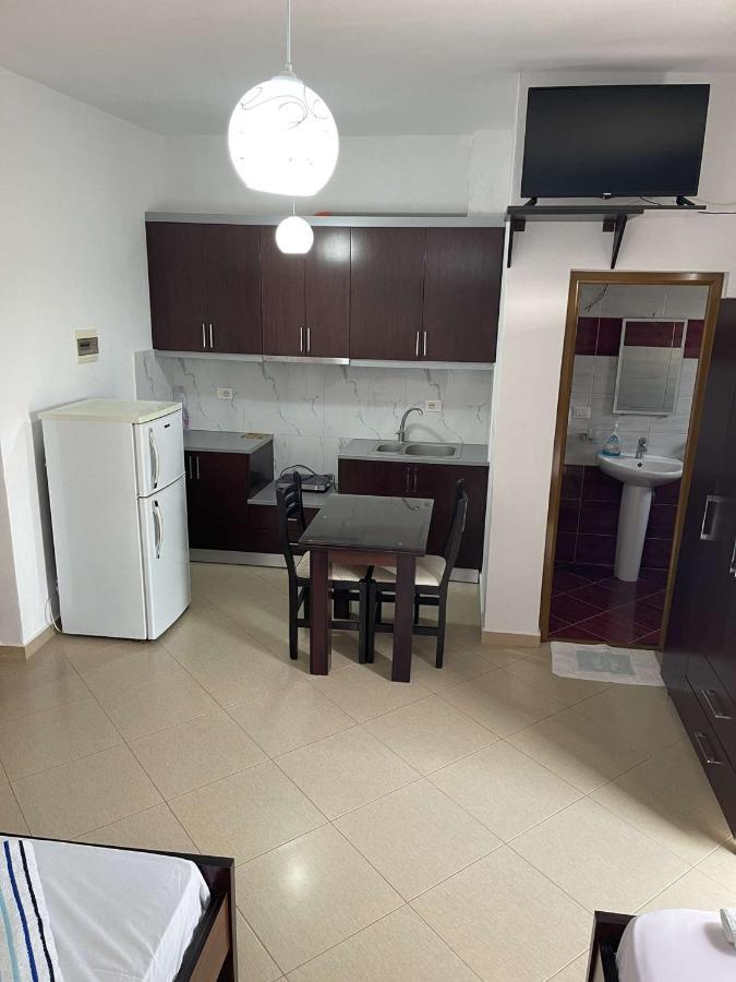 Vila Ronaldo Apartment Ksamil Luaran gambar