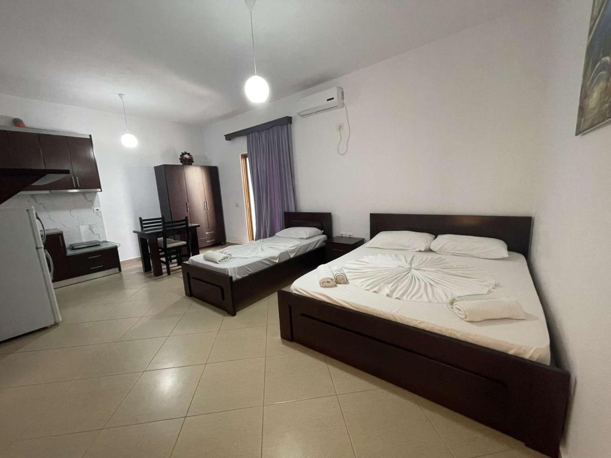 Vila Ronaldo Apartment Ksamil Luaran gambar
