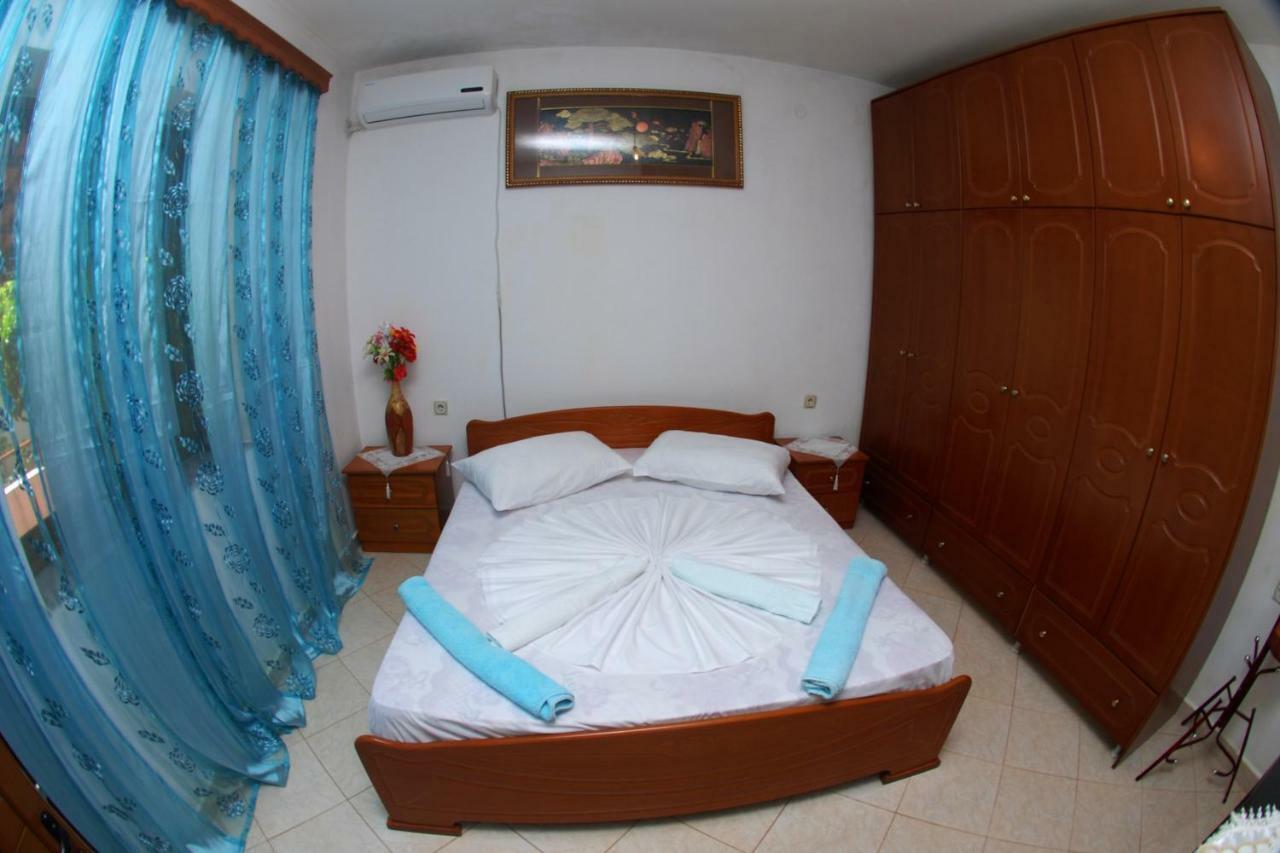 Vila Ronaldo Apartment Ksamil Luaran gambar