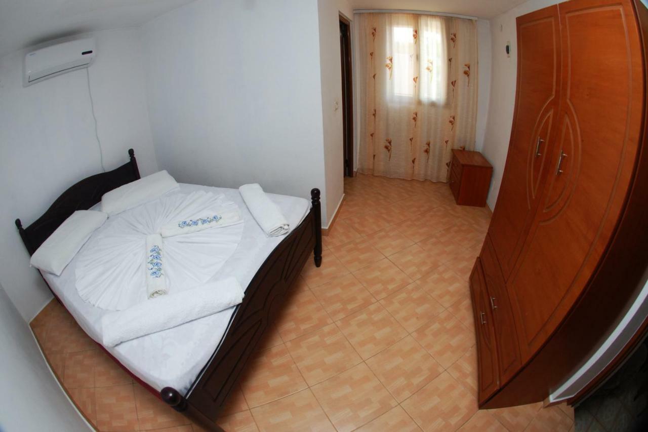 Vila Ronaldo Apartment Ksamil Luaran gambar