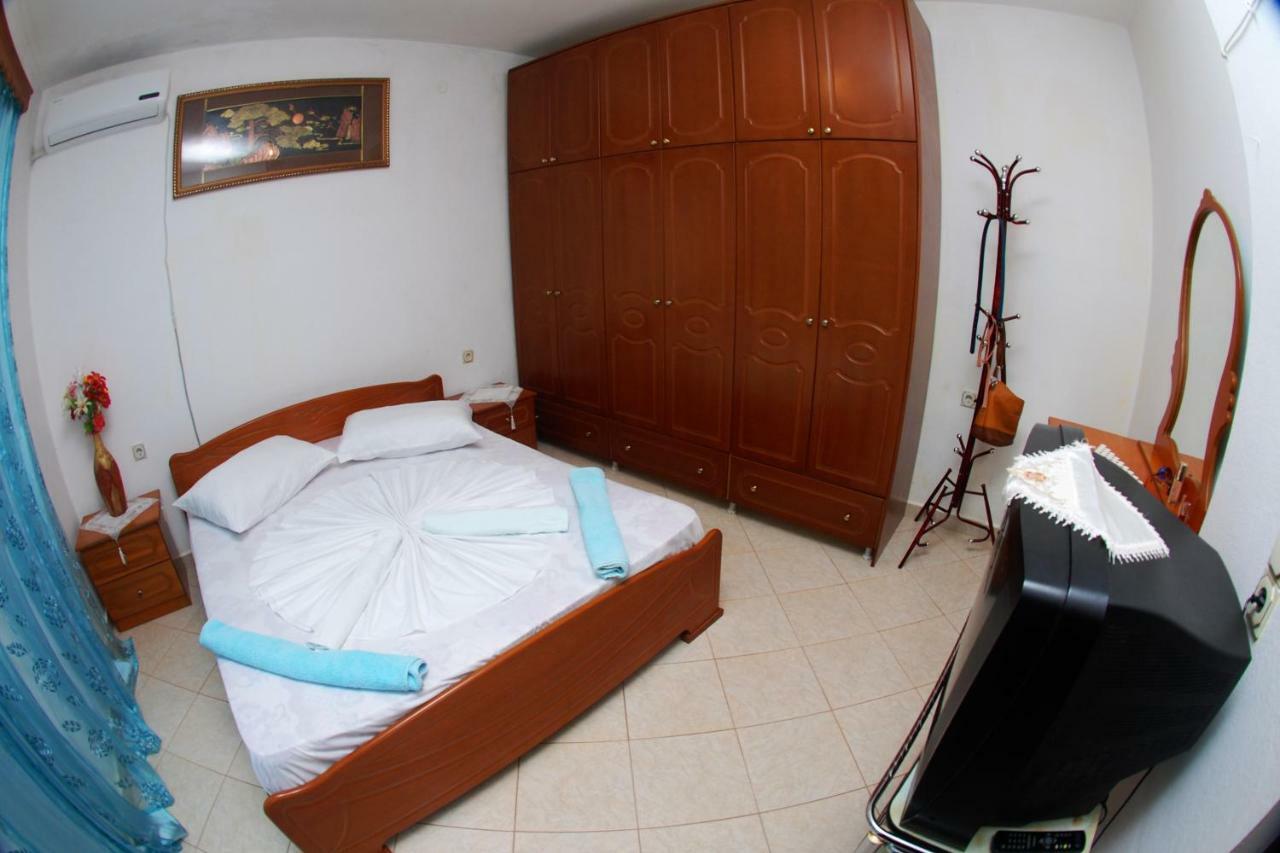 Vila Ronaldo Apartment Ksamil Luaran gambar