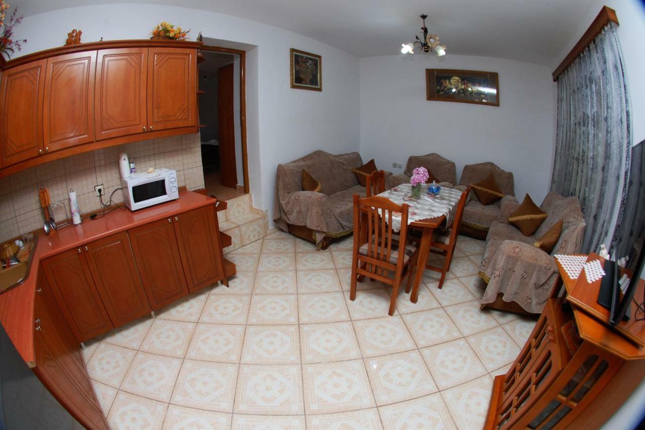 Vila Ronaldo Apartment Ksamil Luaran gambar