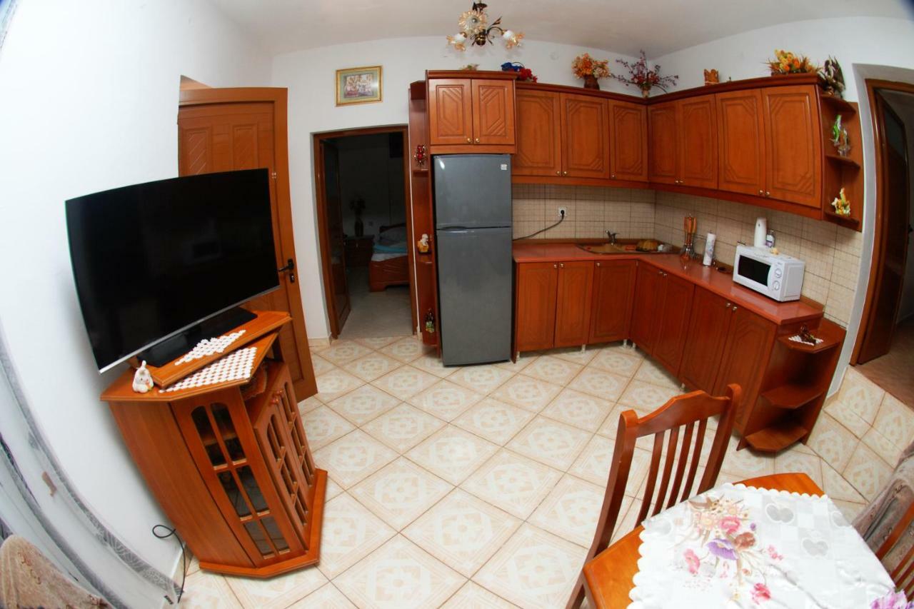 Vila Ronaldo Apartment Ksamil Luaran gambar